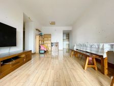 照母山对面装修3房2卫配套成熟,交通方便小区物业好