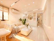 新上边套! 大花园采光好 !不靠马路!业主诚意出售!有钥匙!