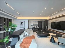 江北嘴一线江景小区丶共享 奢宅环境丶全新装修随时入住