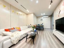 新上电梯房!边套全明送固定充电桩!近地铁 !不沿街!满五年