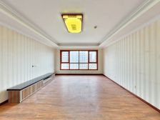 海逸长洲 新出大3室 188.93平中楼层 397万户型好