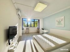 新上地铁口小区,楼层好位置好,精装修,南北通透,采光十足!!