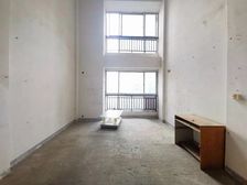 汽博中心 为明对面 童家院子轻轨站旁