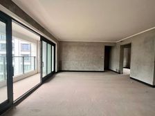 北碚区 融创溪山春晓一期一号地 四房