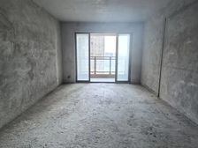 急售华达新城超靓三加一房朝南看花园,住家安静不靠路边视野良好