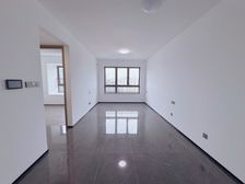 月租3000丶全新装修未住人丶观音桥商圈旁丶中海精装次新两房