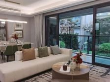 中央公园鹿山站现房洋房 118万买3房 单价1万3 摇号