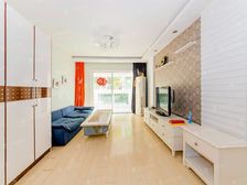 景观房,沐浴阳光,户型方正!南北通透,带车位!照片真实拍摄!