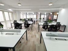 办公精装修家具 可 当天可用 随时看房 车位充足