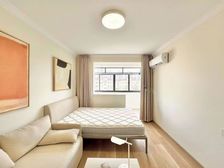 电梯已加装 送精装 带固定车位 小区花园位置 近三条出行