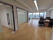 真北路 国企大楼 圣诺亚 70至200平 有装修 独立空