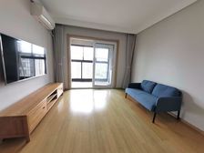 出行方便 商品房 带电梯 高楼层视野好 临地铁 车位充足