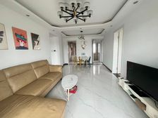 次顶楼 万科品质小区 上华师大 房东急售随时看房