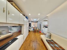 吉利花园 和平二片 中心 好楼层 带装修 满五年 价可谈