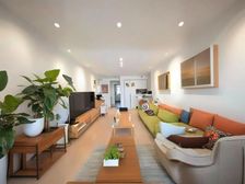 九号线地铁口 已买必卖 位置俱佳