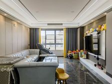 力帆精装洋房 带大露台 精装修住家安静 拎包入住 次新小区