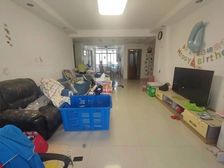 大大大三房 大平层带电梯性价比