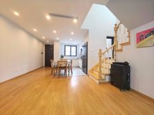 香榭国际上叠诚心卖,南北双露台,有车位,看房有钥匙!