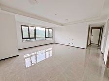 近杨家坪商圈丶龙湖次新小高层丶精装横厅三房丶近18号线轻轨