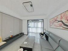 有产权车位 装修两年未住人 全屋地暖Z央空调 满五仅需契税