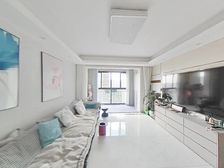 楼W位置 一梯一户大平层 四开间朝南满五仅需契税近公园轻轨