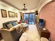 81万 可做3房双卫 带阳台 前期5颗就行 陈家坪地铁近