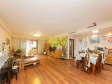 新上逸翠园不临街南北四居室 高楼层 带车位 随时看房 仅契税