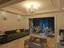 12.29 现181万!北滨路 轻轨旁精装带入户花园带储物间