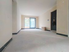 新上 58万龙湖千山新屿.悦汐四房 喜欢的老板滴滴