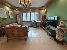 兴远大厦 三室一厅 精装修 148万元出售 拎包入住