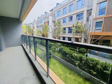 一手现房别墅丶南北通透丶百 轻轨丶大花园丶全玻璃幕墙丶来电谈