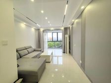 金运路地铁口, 靠近澳康达小门,好楼层,采光视野好