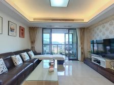 梅华中 龙光海悦云天 132平 带入户花园 4房南向 高层