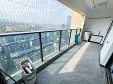 真实在售,住家装修四房双卫,高楼层头排朝南视野开阔