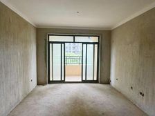 学府大道 朝南 临地铁 商品住宅 满二 楼龄新 刚需小三居