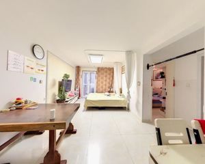 户型方正,南北卧室,南向客厅,低楼层