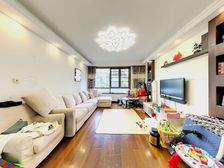 虹桥河滨花园 3室2厅 153.24平