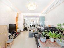 万科物业!中心位置!豪华装修!飞机户型!出国 !钥匙!!