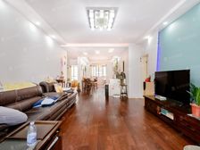 南北通透 商业配套成熟 交通便捷 中间楼层采光好 近地铁