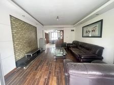 浦发绿城 121.03平3居 南向简装修 安静不临街