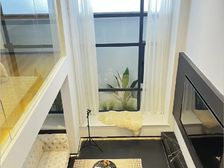 买一层送一层,适用面积将近200平,南北通,采光不挡