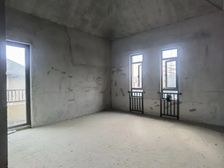 莲湖山庄(别墅)非常正气,楼层好、采光佳,让您居住非常舒适!