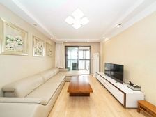 电梯小高层 全南户型 看公园道壹号绿化 方便停车 看房方便