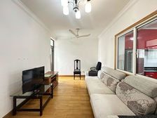 必看好房!漕宝路地铁口!全南大两房,楼层好采光好,看房方便