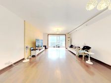 05年品质小区 米建代理 房东已买急售 三房两卫 全明户型!