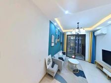 19年次新小区 三房带车位满五年 双卫格局可拎包入住