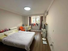 嘉善路地铁口,精装修拎包入住,接受江南Q迁,中间楼层,价可谈