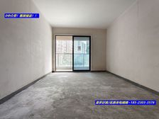 (姗!湖!龙湖四期)三房双卫看中庭,更多好房砍价直接电话我