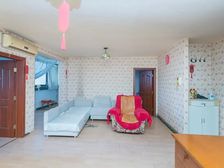 鼎恒中心 南向两居室 户型方正 采光好