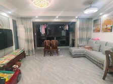 南北通透,中间楼层采光好,双卫,商品住宅,车位充足,装修好